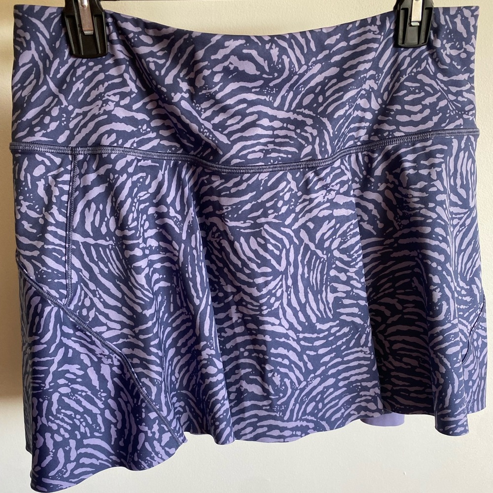 Athleta sports skirt purple print size large